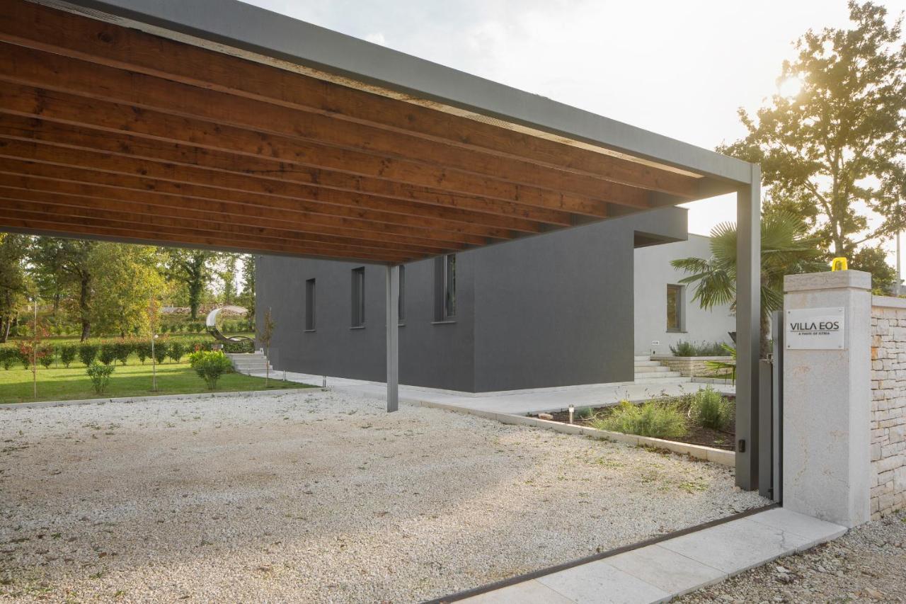 Eos Villa *